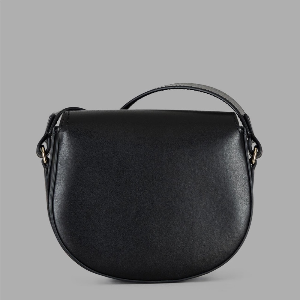 GIORGIO ARMAN leather cross-body bag NWT - Picture 6 of 11